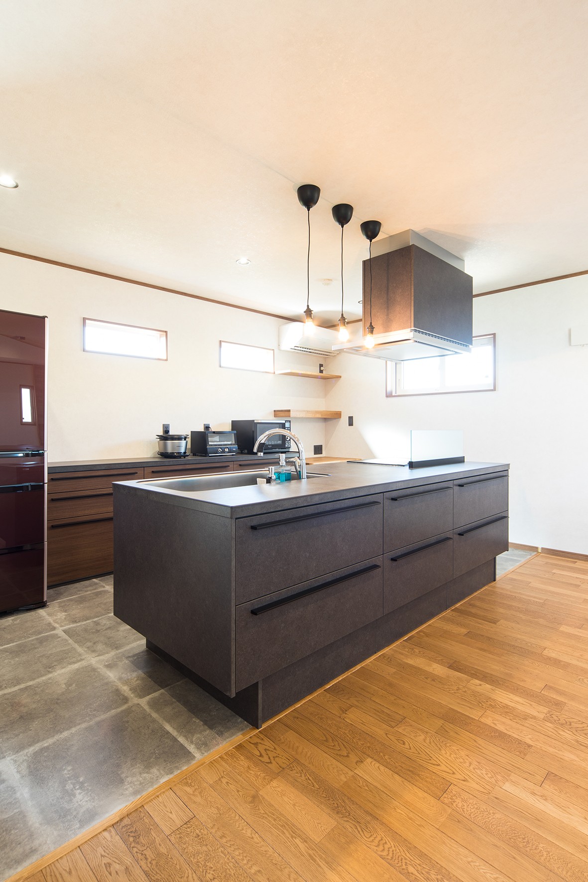 薪ストーブがある家